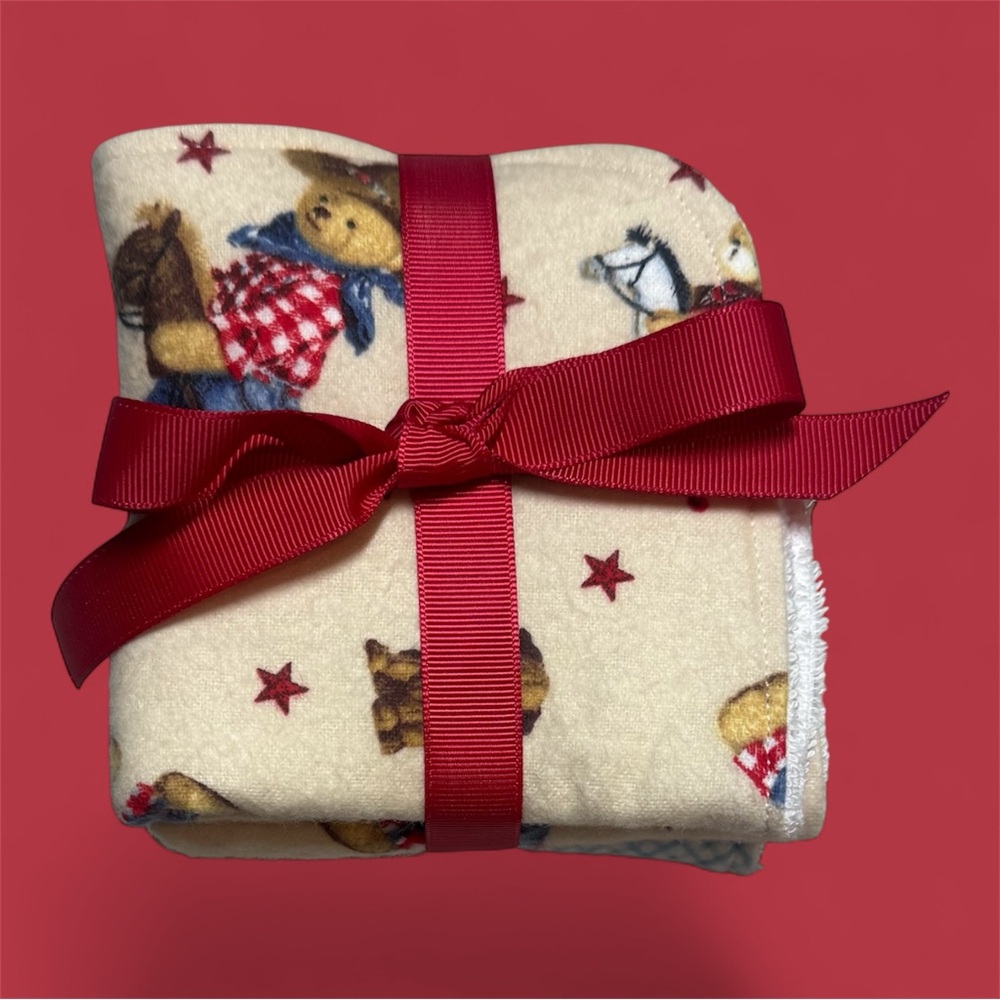 NWT Adorable soft handmade reusable baby/toddler washcloths.